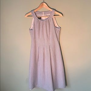 Nine West blue seersucker sleeveless dress. Size 4